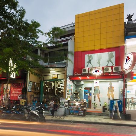 Cx Hostel Ground Zero กูตา ภายนอก รูปภาพ